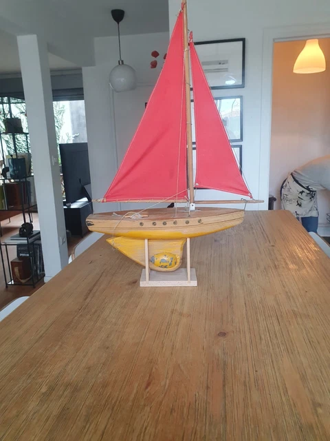 Magnifique Grand Voilier De Bassin Ancien Type Ketch – Fabrication Artisanale Française