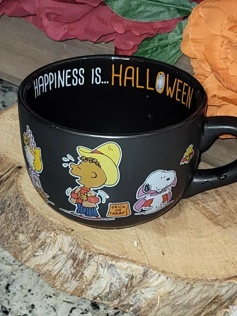 New Peanuts gang Jose Snoopy Charlie Brown Black Bowl Latte Coffee Mug Halloween