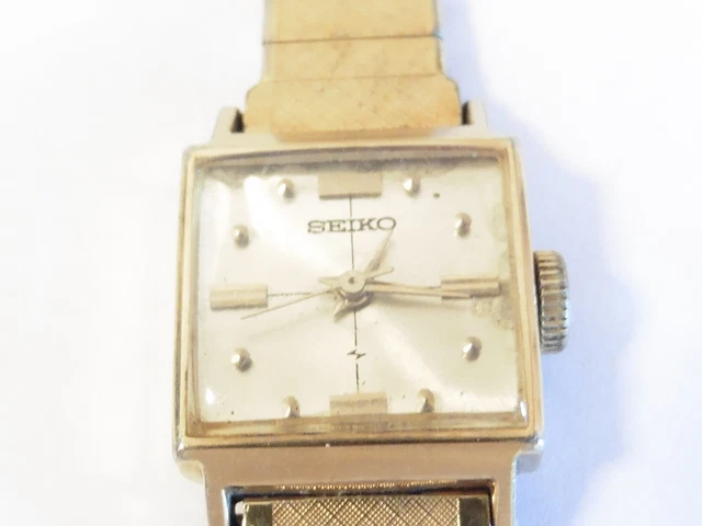Seiko ladies wind deals up watches