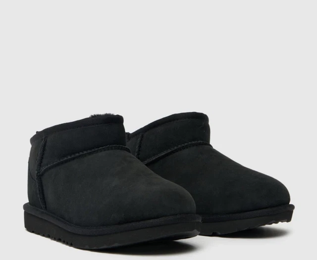 UGG Classic Ultra Mini Suede Fur Boot Size 5Y - Black UGG Classic Ultra Mini Suede Fur Boot Size 5Y - Black