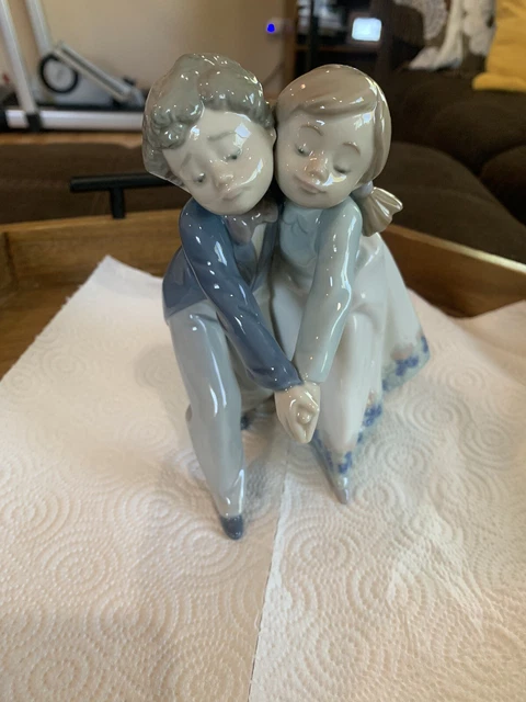 LLADRO figurine #5741 DANCING CLASS Boy Girl Dance Tango Retired 1990 Figure