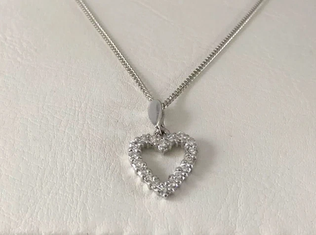 Pendentif Cœur En Or Blanc 18 Carats Avec Diamants - Poids 2,21g, Diamants 0,75 Ct, Neuf Avec Étiquettes
