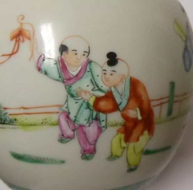 Vtg Antique CHINESE Asian Porcelain VASE Ginger Jar FAMILLE VERTE Children QING