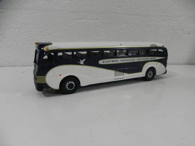 BUS CORGI 98602 General Motors 4505 Greyhound Lines - Destination San Francisco EUR 35,00 - FR