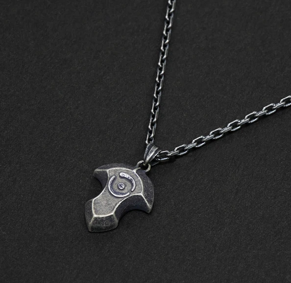 FINAL FANTASY XIV Silver Pendant ＜Azem's Crystal＞ New in