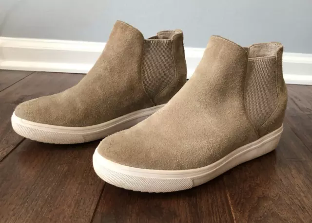 Steve Madden Women's Sultan Chelsea Wedge Sneaker Size 8 Taupe Suede