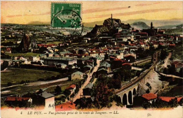 CPA Le PUY - Vue générale prise de la route de Saugues (588618)