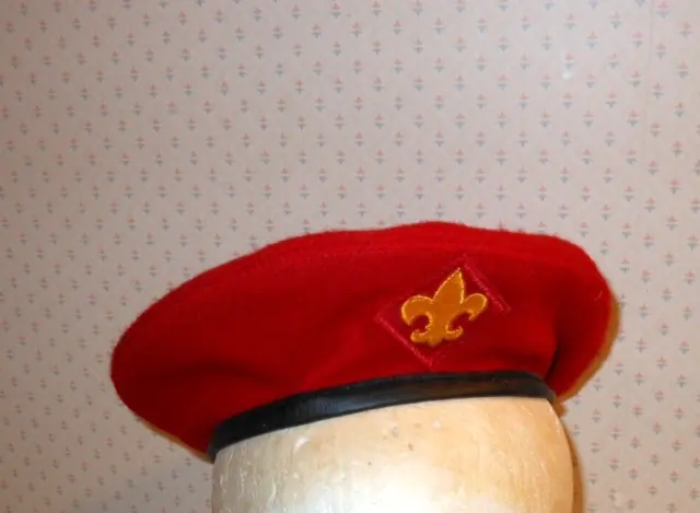 Vintage BSA Official Headwear Boy Scouts of America Red Wool Beret  Size Small