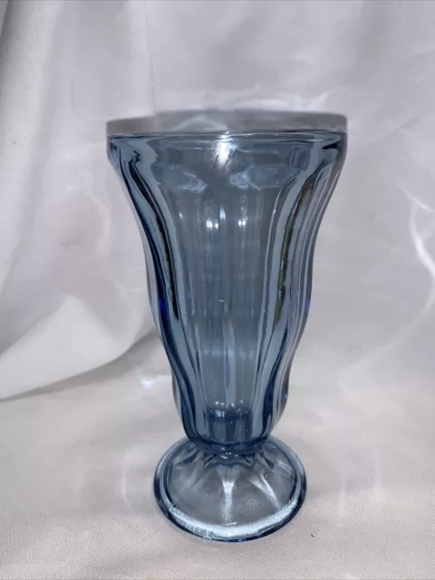 Blue Dessert Glass Milkshake /Parfait Sundae Anchor Hocking Vintage B 30 Blue Dessert Glass Milkshake /Parfait Sundae Anchor Hocking Vintage B 30