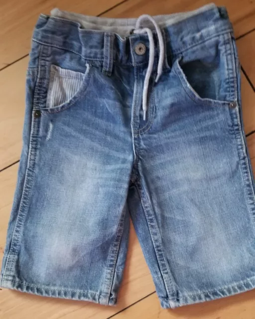 BabyGap Boys Denim Shorts Size 4.