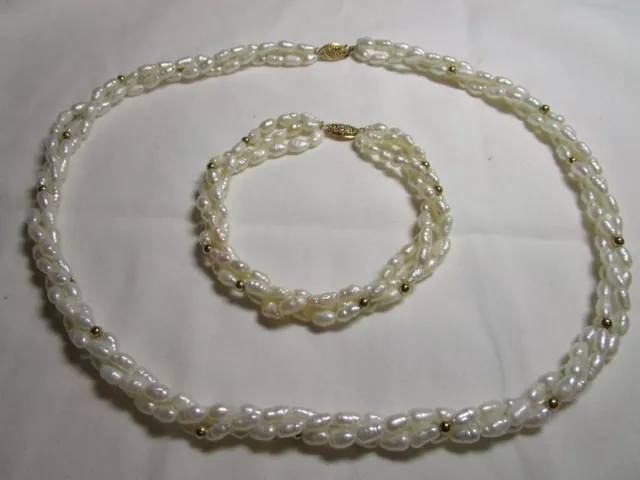 Beautiful Vtg 14K Gold 3-Strand Genuine Fresh Water Pearls Necklace &Bracelt Set