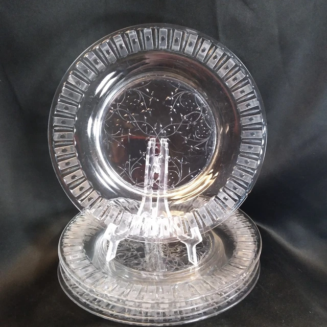 4 Hawkes Signed American Brilliant Crystal 8.5 Inch Plates Ivy Floral Center