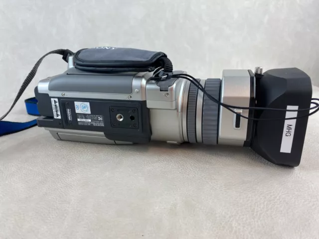 Sony DCR-VX2000 Handycam Camcorder Plus Accessories