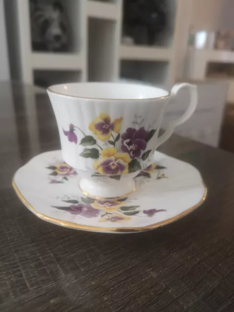 Vintage Royal Windsor Fine Bone China Purple Yellow Flower Cup Saucer Flowers