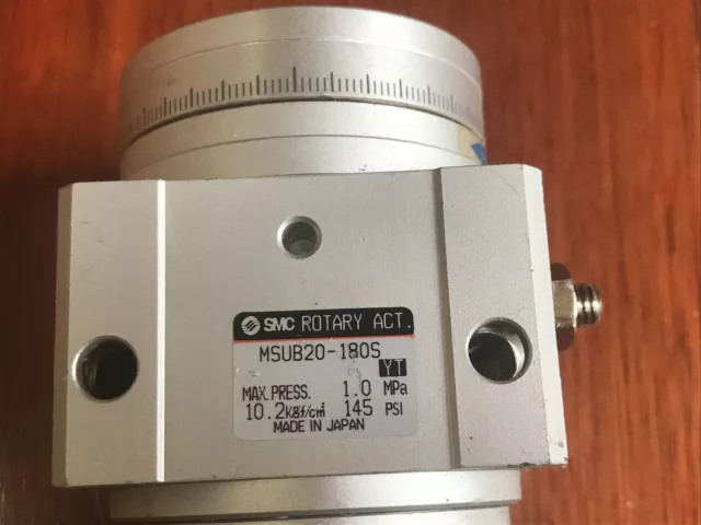 Unused SMC MSUB20-180S Rotary Actuator Made in Japan