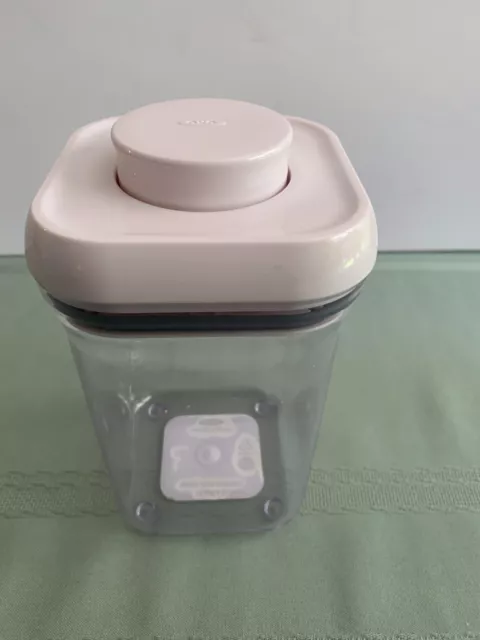 https://www.picclickimg.com/XmkAAOSwVexkyXCa/OXO-Good-Grips-Pop-container-Canister-Food-Storage.webp