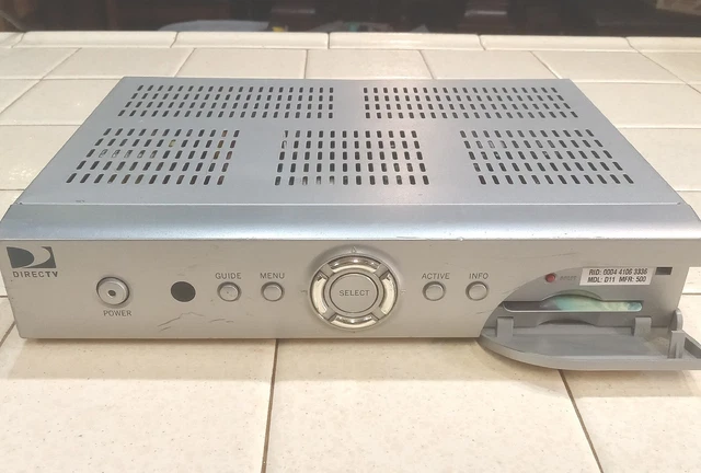 DirecTV Standard Satellite Receiver Model D11 w/ CORD Card Remote