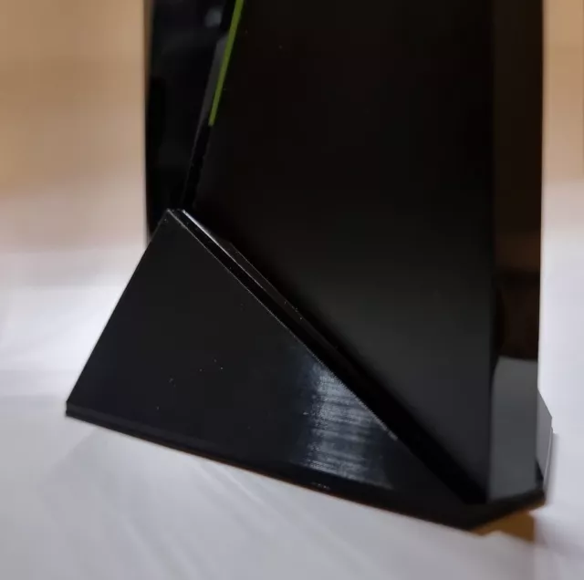 Nvidia Shield TV Pro (2019) Stand