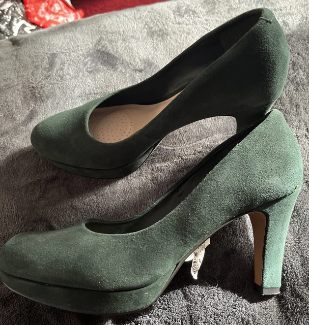 Dark green court shoes uk 2025
