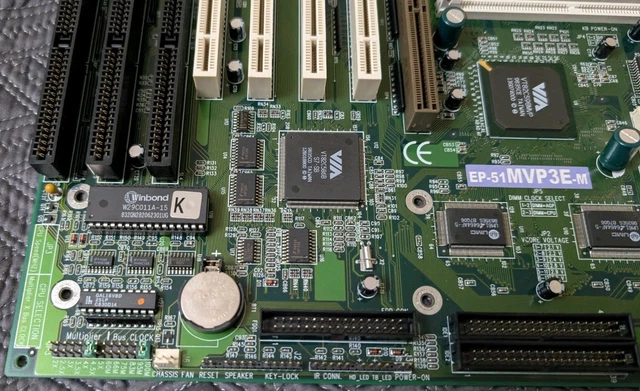 Super socket 7 at dfi p5bv3 e rev.c (via mvp3