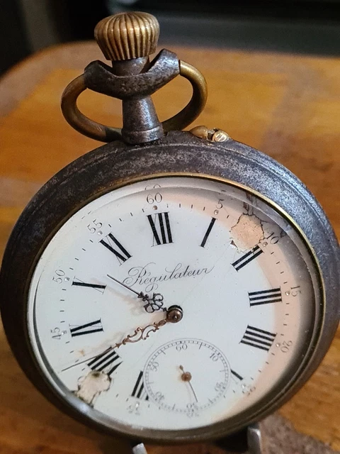 Découvrez la montre gousset régulateur : un bijou d'horlogerie vintage