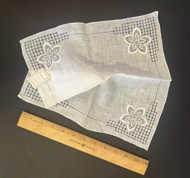 Vintage Set 4 Embroidered Appenzell White Work Handkerchief Hankies Fine New 2