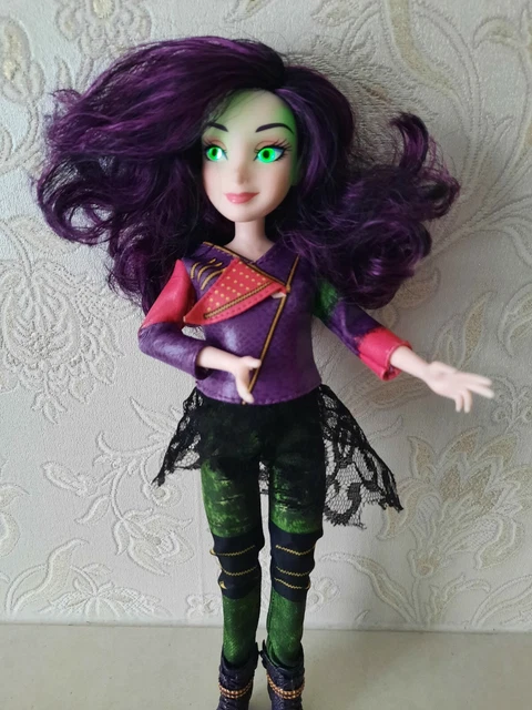 DISNEY DESCENDANTS 2 Wicked Ways Mal Singing Glowing Eyes Doll
