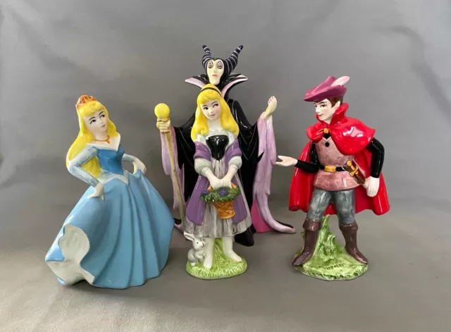 NIB VTG Disney Store Exclusive - Heroes Prince Phillip Action Figure  Accessories