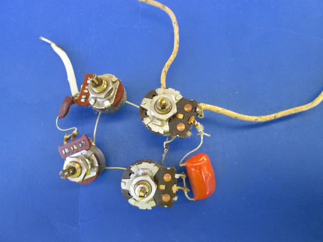VINTAGE 1965 Harmony DeArmond Pickup Guitar MINI-D TONE/VOLUME CTS POT SET VINTAGE 1965 Harmony DeArmond Pickup Guitar MINI-D TONE/VOLUME CTS POT SET
