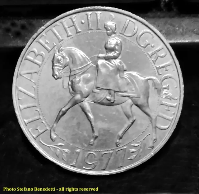25 New Pence Argento 1977 Inghilterra - Regina Elisabetta II