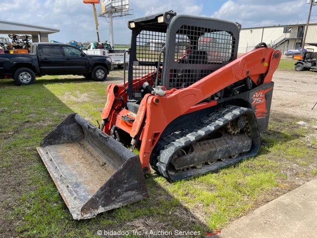 2017 Kubota SVL75-2W Tracked Skid Steer Crawler Loader Aux Hyd bidadoo -Repair