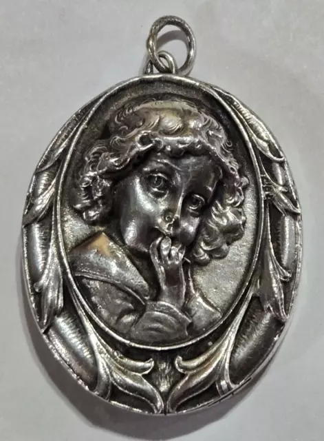 Henryk Winograd HW 999 Fine Silver Cameo Shape Pendant / Brooch