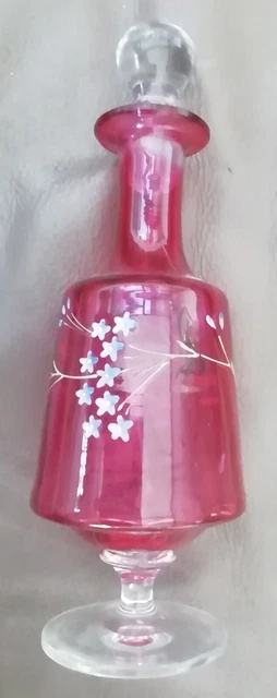 Carafe à liqueur en verre soufflé rouge émaillé à décor floral myosotis Legras