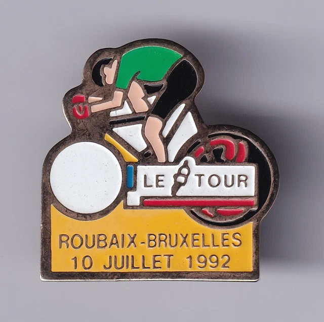 Vintage insigne émaillé vélo club de Roubaix Paris cyclisme Vintage insigne émaillé vélo club de Roubaix Paris cyclisme