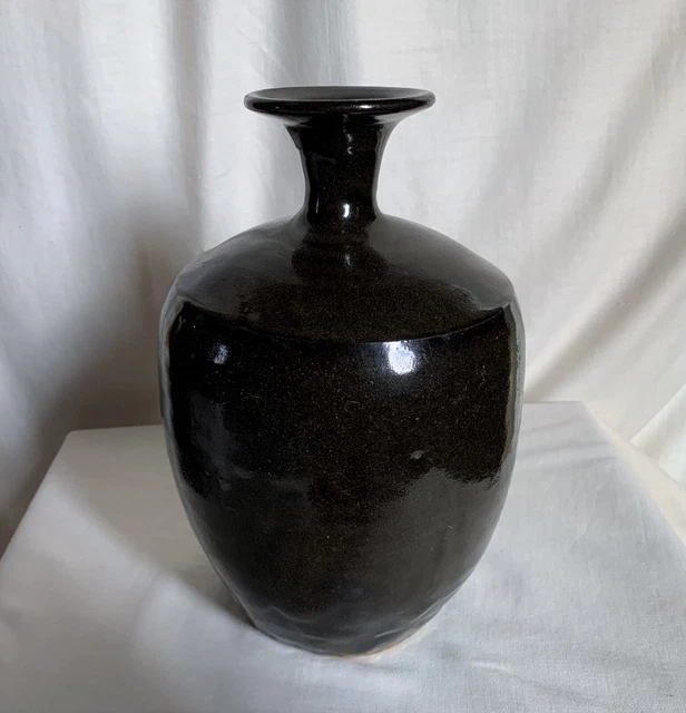 Qing Dinasty brown glazed ceramic water/storage jug. 1890s. North China. 11"  h.