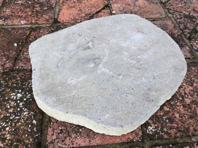 6x irregular buff coloured riven concrete stepping stone sets 45cm x 40cm x 4cm