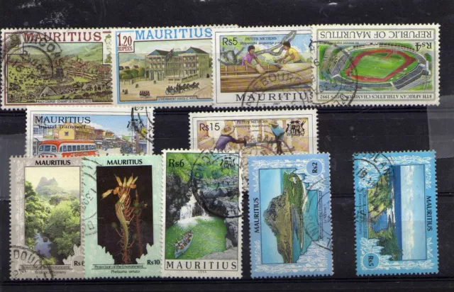 Maurice - Mauritius  Lot De  11  Timbres Obliteres Tous Differents