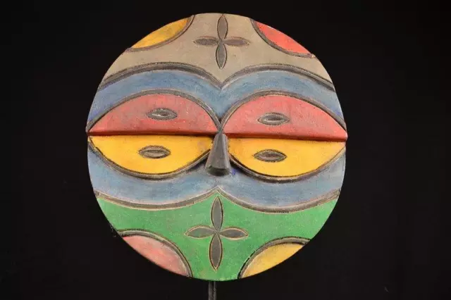 20046 African Old Teke Mask / Mask Dr Congo