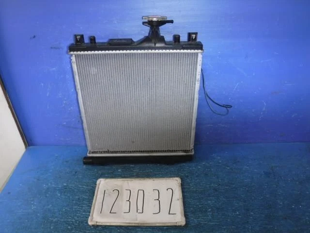 SUZUKI LAPIN 2009 DBA-HE22S Radiatore 1770058JA0 [Usato] [PA67922729]