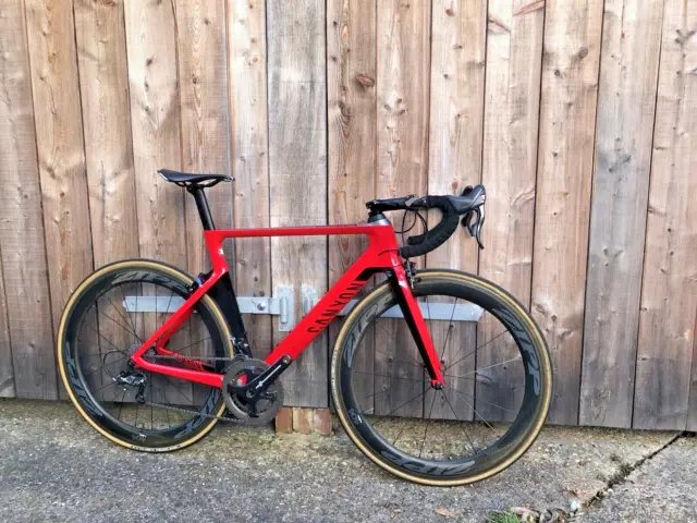 Canyon cheap aeroad campagnolo