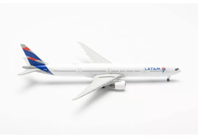 New! Herpa 537346 LATAM Airlines Boeing 777-300ER, reg. PT-MUF - 1:500 diecast