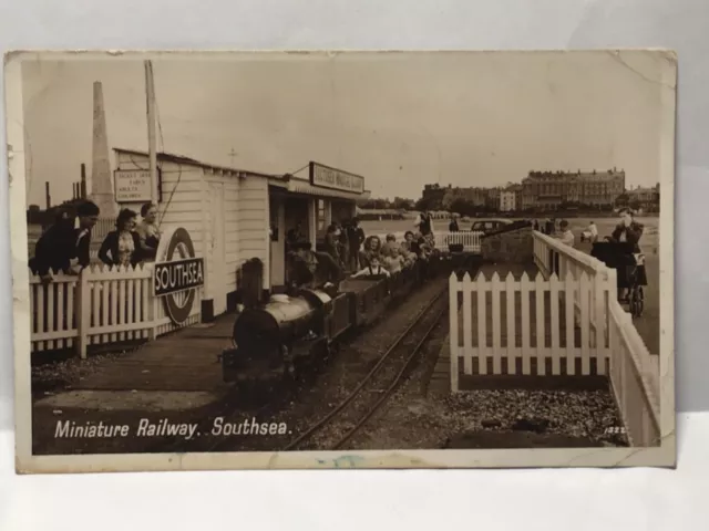 SOUTHSEA MINIATURE RAILWAY / 2 1930s  RP  POSTCARD 11/1