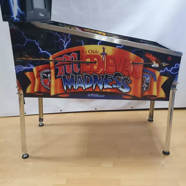 Medieval Madness Flipper/Pinball Automat Williams 3