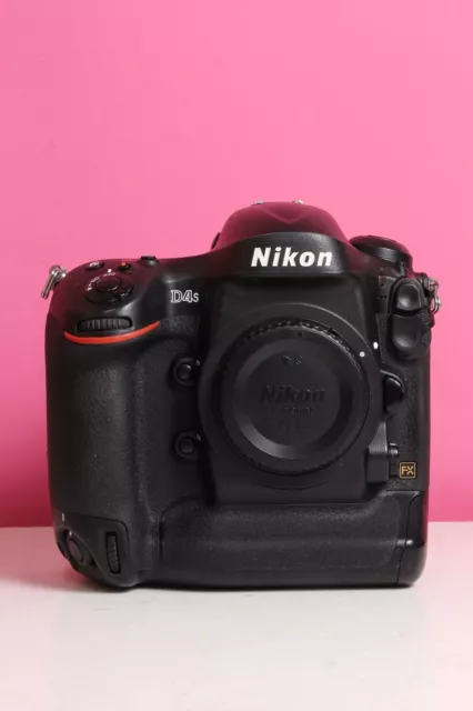 Nikon D4s 16.2MP Full Frame Professional DSLR Camera Body Only 60k Shuttercount!