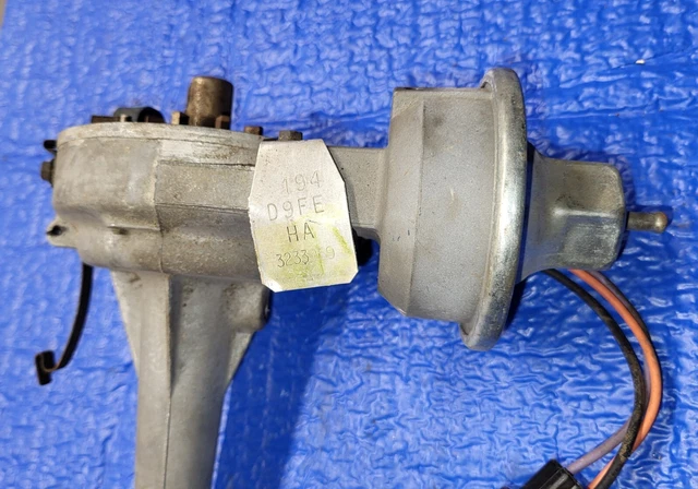 Jeep nos  CJ AMC Distributor 258 232 6cyl CJ5 CJ7 CJ8 - D9FE-HA