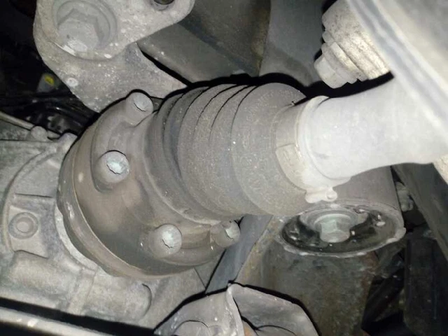 Transmission avant droit volkswagen touareg 3.0 v6 tdi (225 cv) 2004 2050409