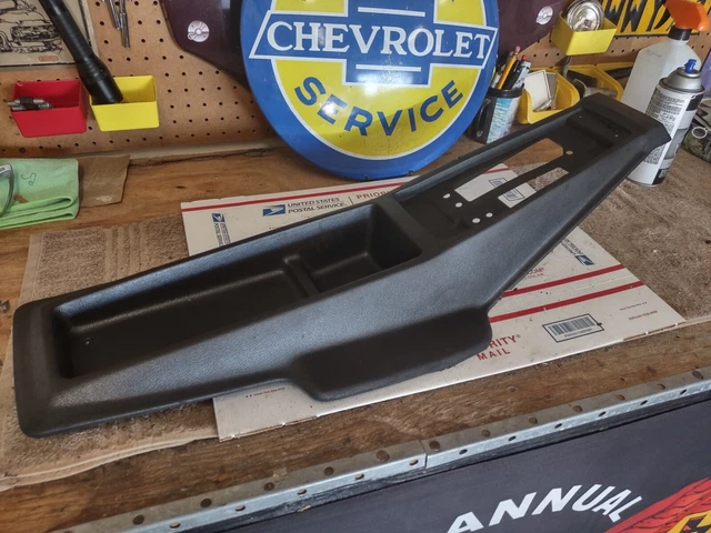 1973 - 1977 Chevelle Malibu El Camino Laguna Automatic Center Console Nice Black