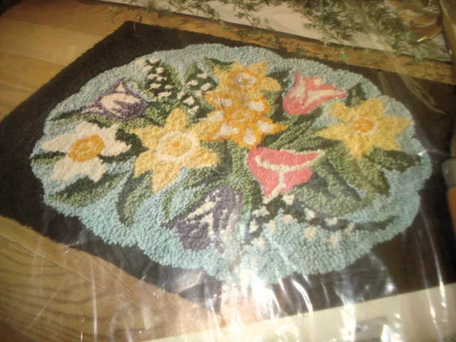 "Alfombra de lona vintage con aguja perforadora tía Lydia PRIMAVERA #672 - 24"" x 36"