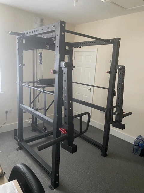 Riot power cage online