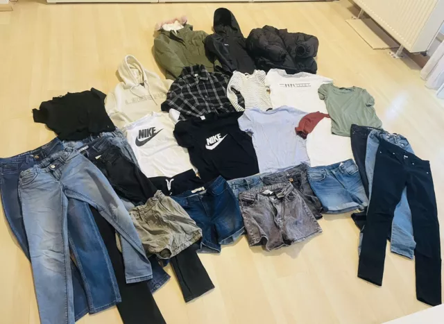 Mädchen XXL Kleiderpaket (28 Teile) Jacken/Hosen/Tshirt Gr. XS/M + 140/164